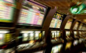 mya777 apk ဘင်ဂို Bingo Room Chat Feature Myanmar ကစားသမားများ ပါဝင်မြင်ကွင်း